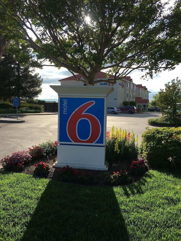 Motel 6-Dixon, Ca Екстериор снимка